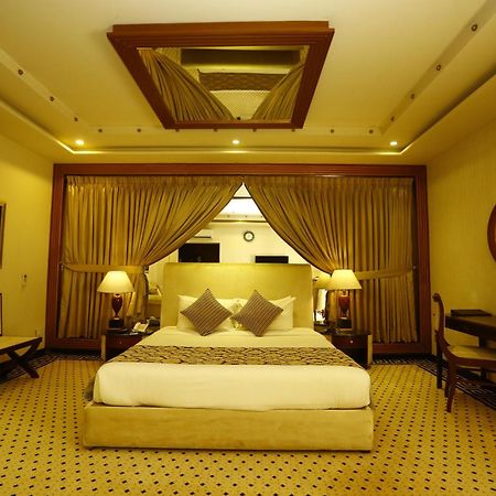 Bahria Grand Hotel & Resort Lahore Exterior photo