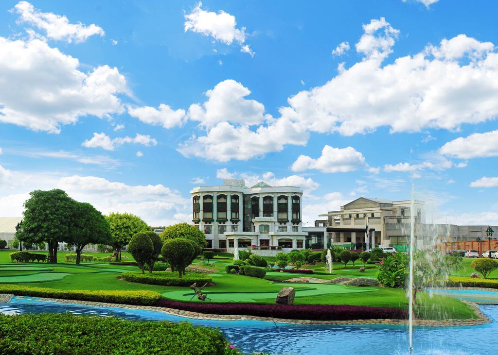 Bahria Grand Hotel & Resort Lahore Exterior photo