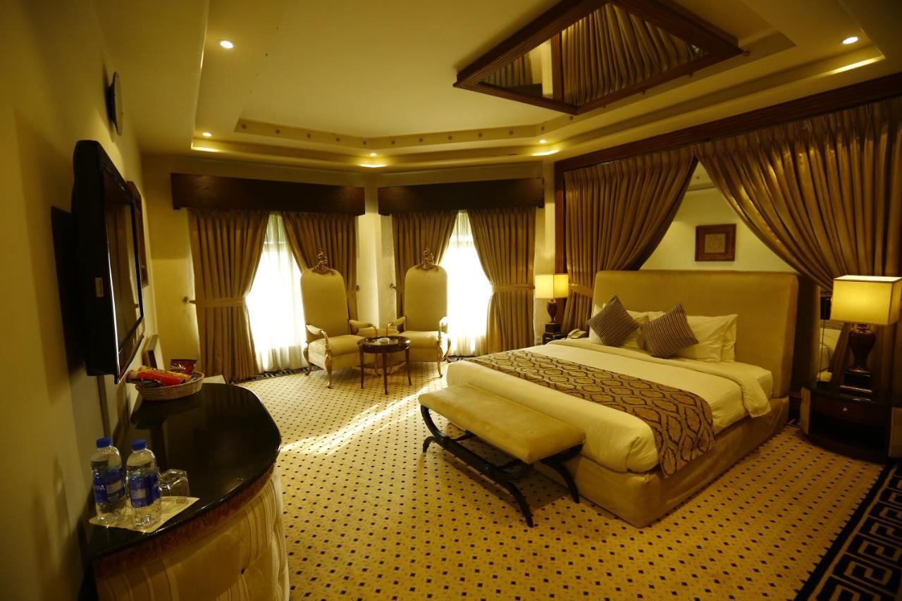 Bahria Grand Hotel & Resort Lahore Exterior photo