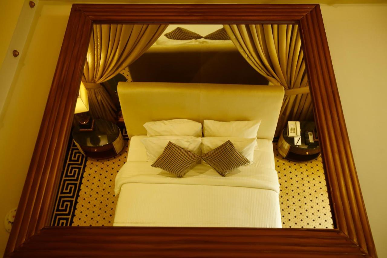 Bahria Grand Hotel & Resort Lahore Exterior photo