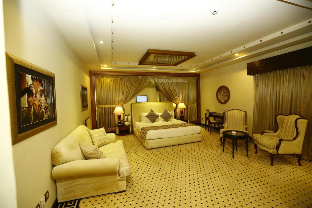 Bahria Grand Hotel & Resort Lahore Exterior photo