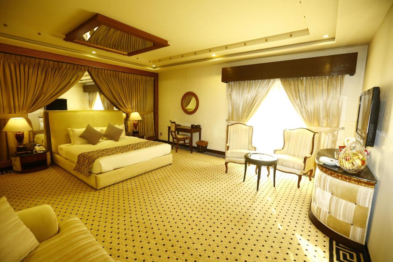 Bahria Grand Hotel & Resort Lahore Exterior photo