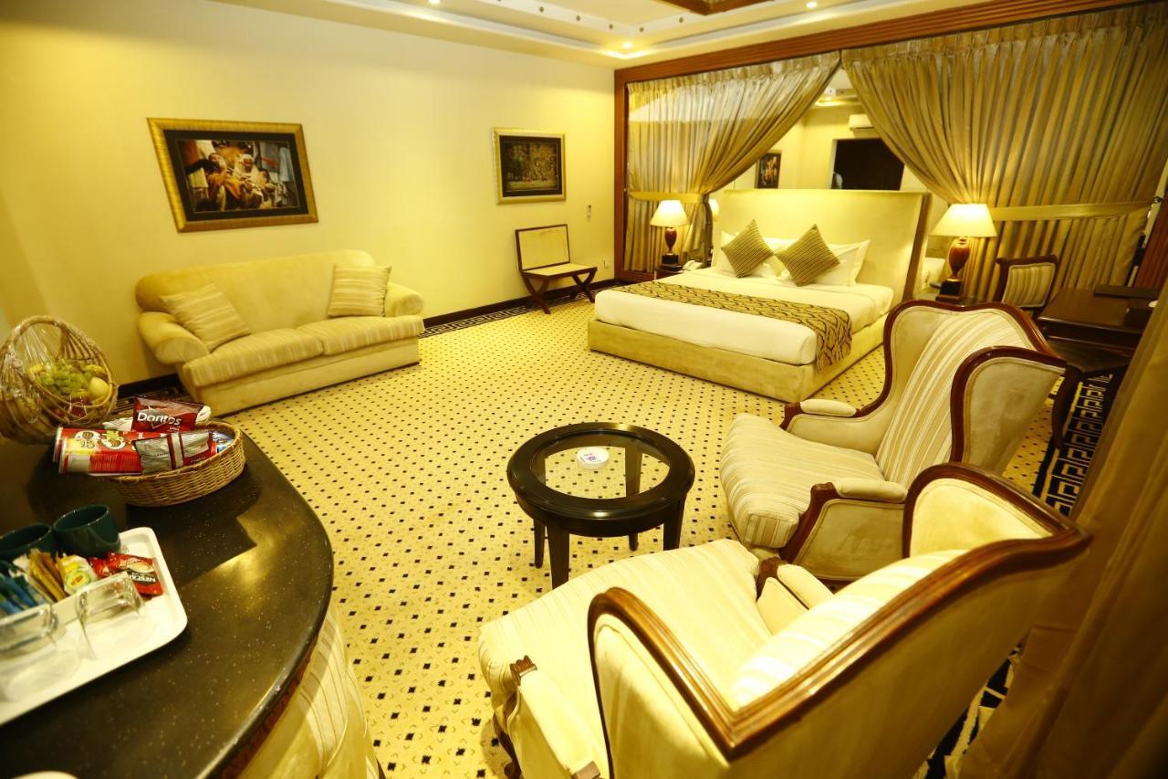 Bahria Grand Hotel & Resort Lahore Exterior photo