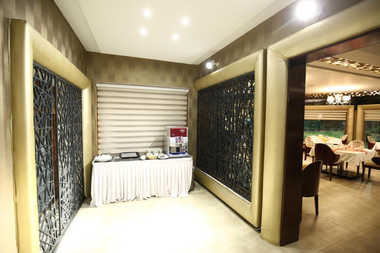 Bahria Grand Hotel & Resort Lahore Exterior photo